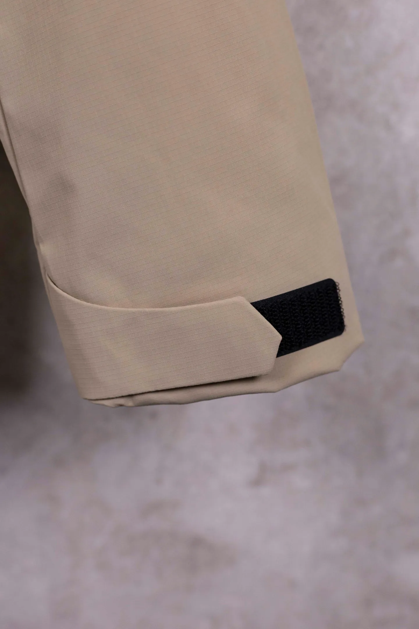 Actual photo of beige brown details # P390